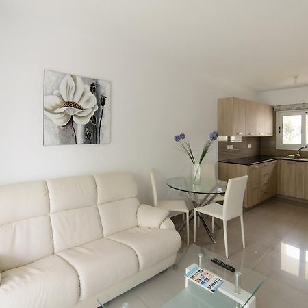 Katalimata Court Apartamento Agia Napa Exterior foto