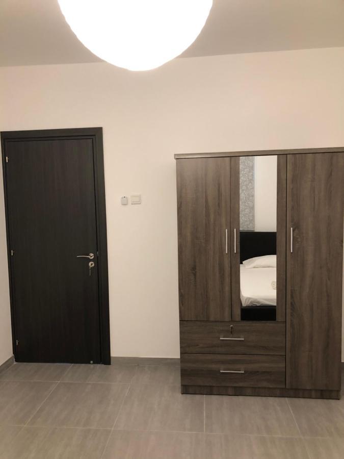 Katalimata Court Apartamento Agia Napa Exterior foto
