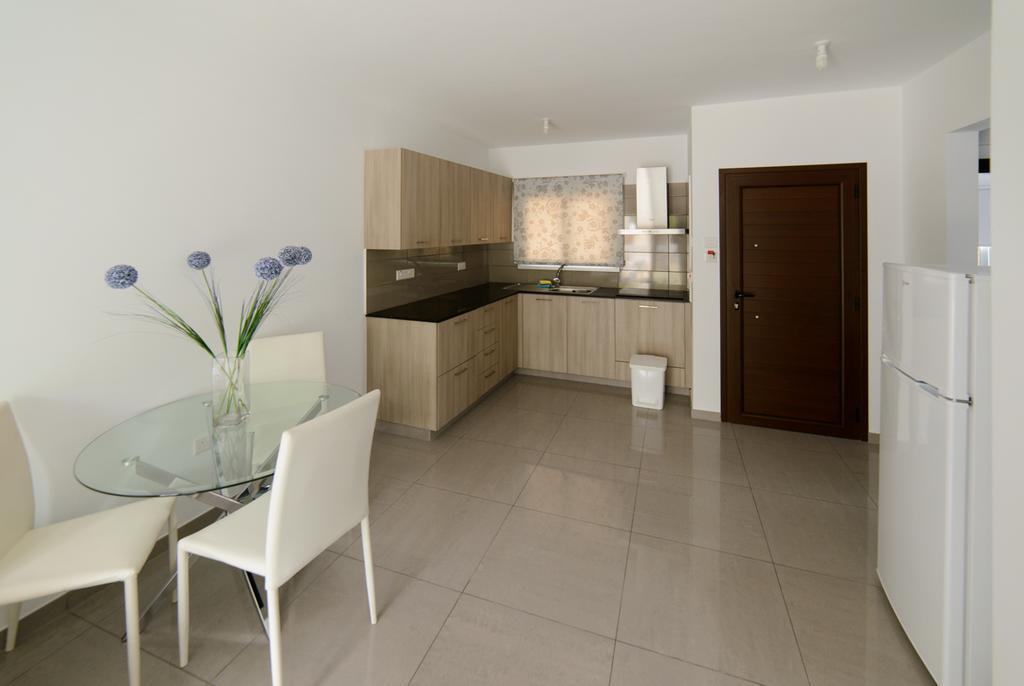 Katalimata Court Apartamento Agia Napa Exterior foto