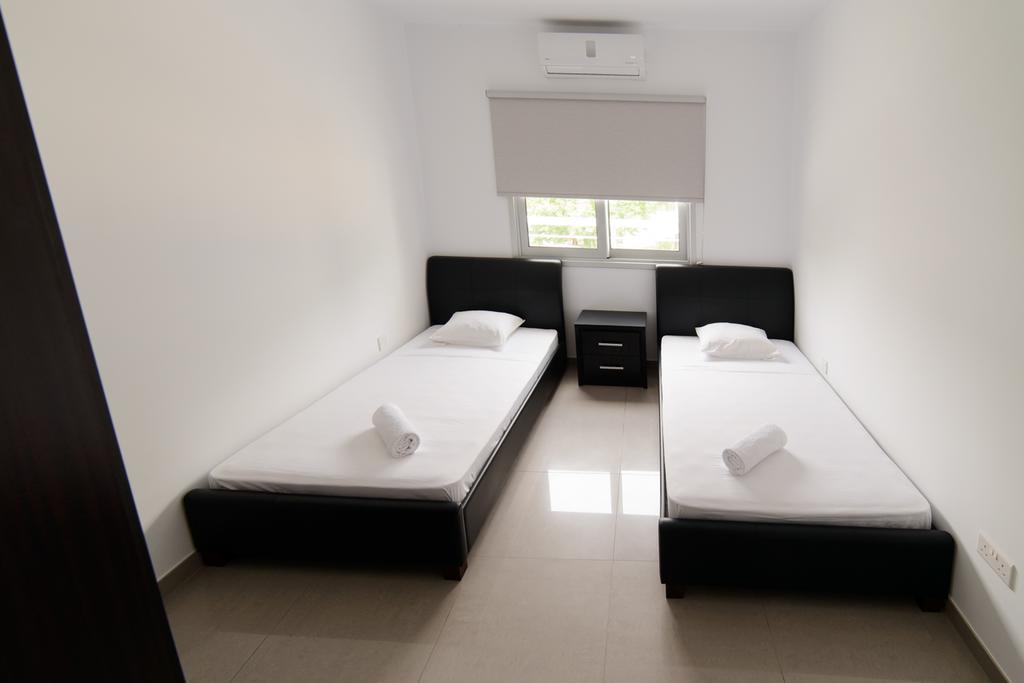 Katalimata Court Apartamento Agia Napa Exterior foto
